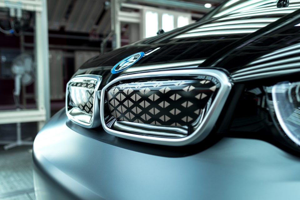 P90471146_highRes_the-bmw-i3s-homerun-