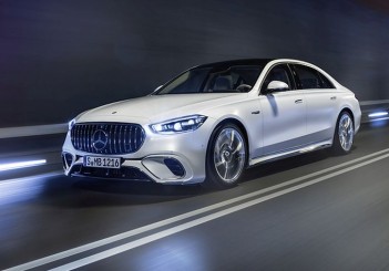 Der neue Mercedes-AMG S 63 E PERFORMANCE (2022), MANUFAKTUR kaschmirweiß magnoThe new Mercedes-AMG S 63 E PERFORMANCE (2022), MANUFAKTUR cashmere white magno