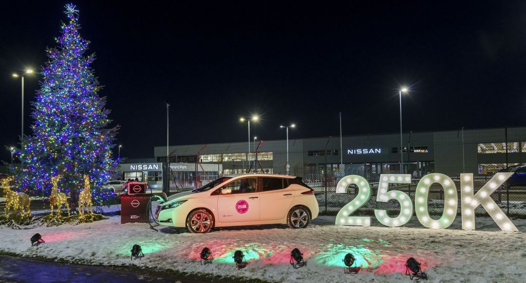 NISSANSUNDERLANDCHRISTMASLIGHTSLEAFNISSANINTELLIGENTMOBILITY_14-12-22_DJW_026