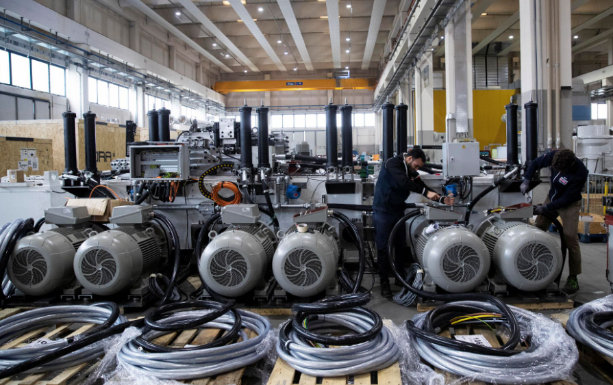 2023-02-10 18_36_38-Gigapresses - the giant die casts reshaping car manufacturing _ Reuters - Brave