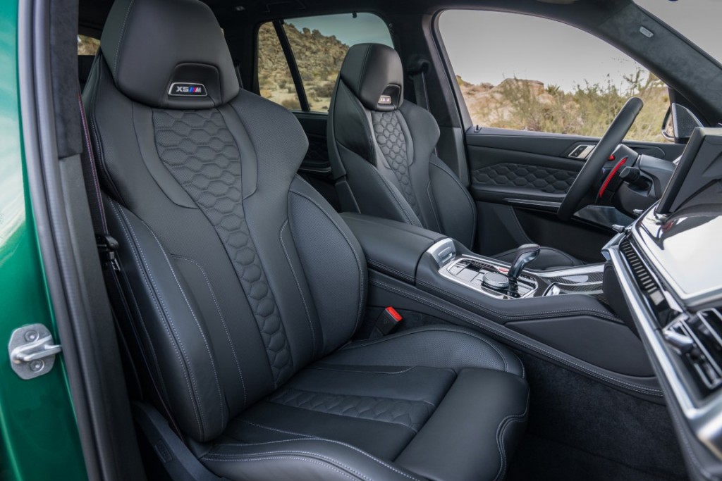 P90495517_highRes_der-neue-bmw-x5-m-co