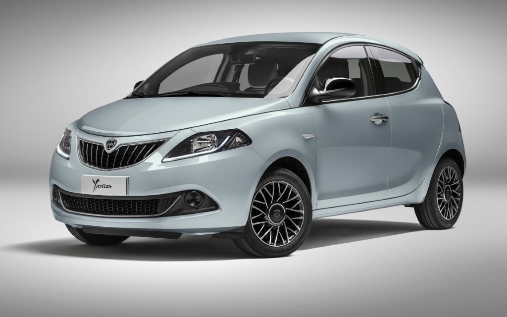 Carsifu 2022 Lancia Ypsilon (1)