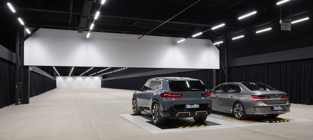 highRes_bmw-group-light-chan new00 (Custom)