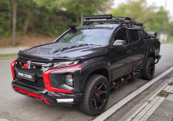 Customer who modified his Triton inspired from a 'Predator' concept