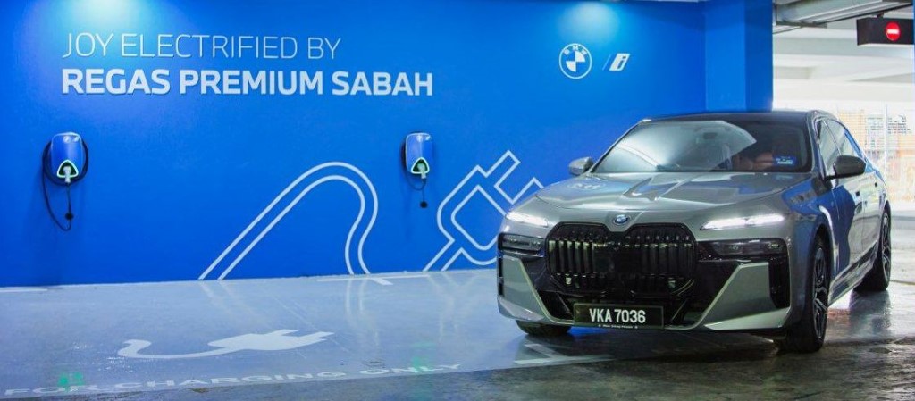 03. Regas Premium Sabah Unveils new00 (Custom)