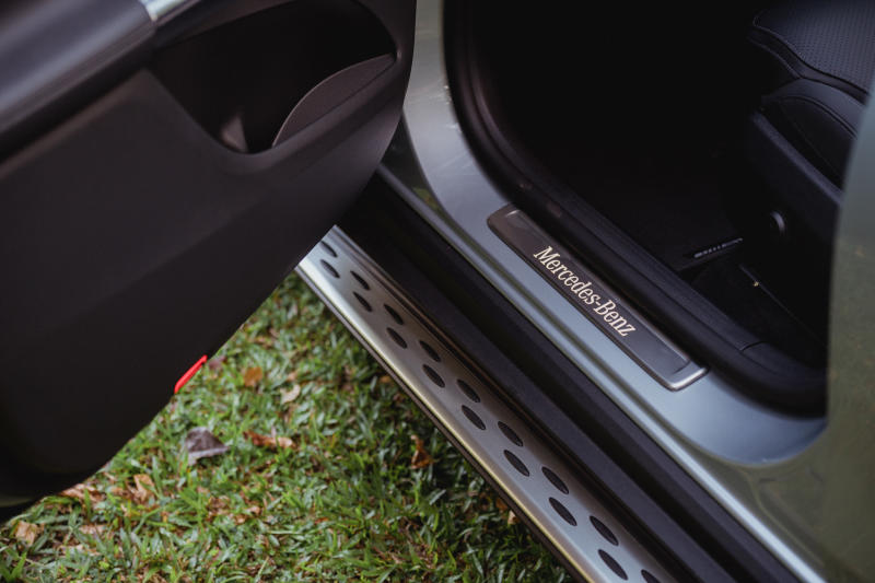 Mercedes-Benz_GLC_300_4Matic_CKD_6