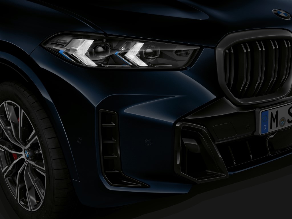 P90520315_highRes_the-new-bmw-x5-prote
