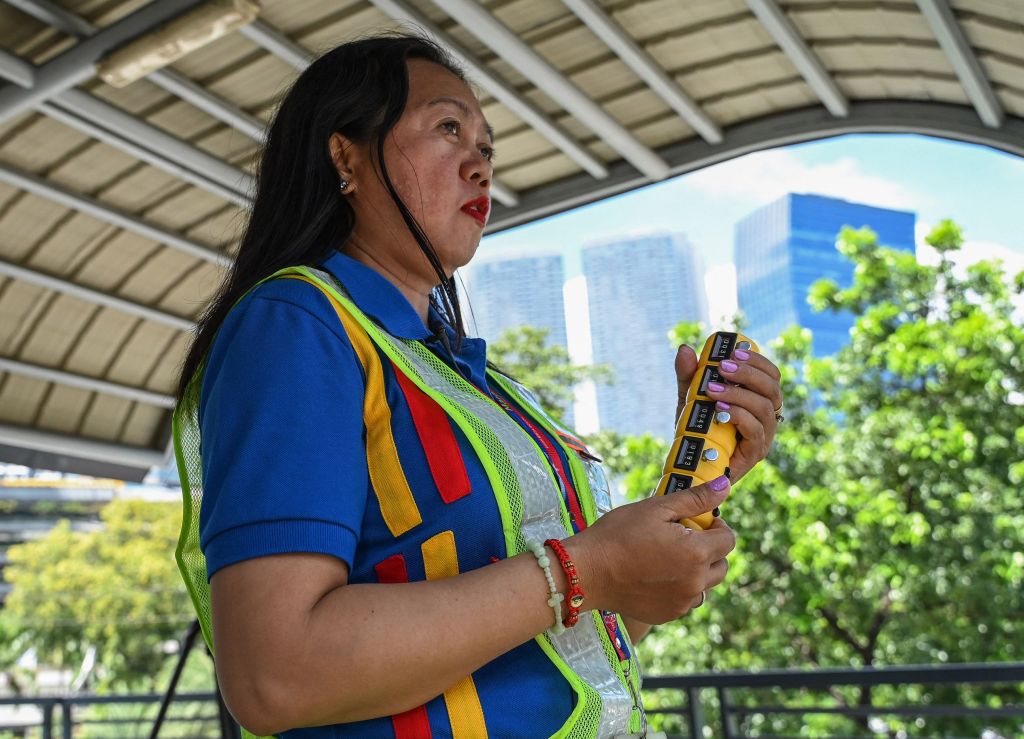 News Manila's car counters help address 'world's worst traffic' CarSifu