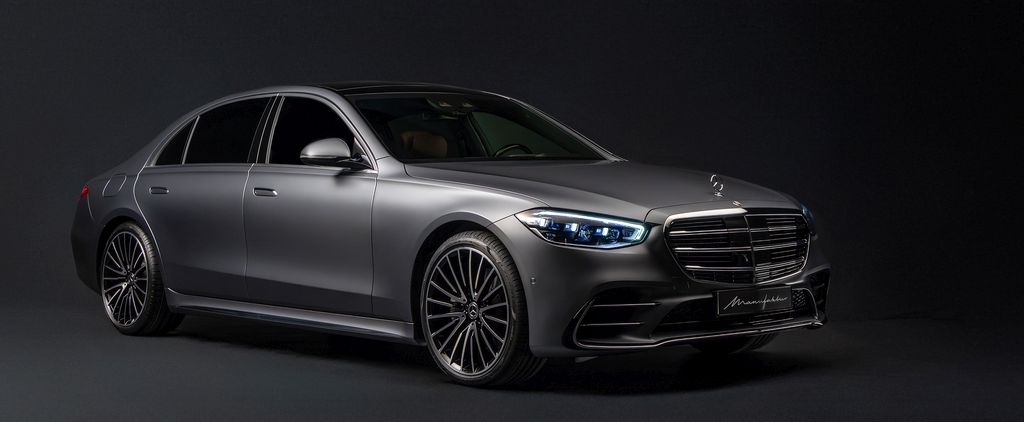 Die S-Klasse 2025: Mehr Individualität, Intelligenz und Exzellenz durch MANUFAKTUR, KI und DRIVE PILOT The 2025 S-Class: more individuality, intelligence, and excellence with MANUFAKTUR, AI, and DRIVE PILOT