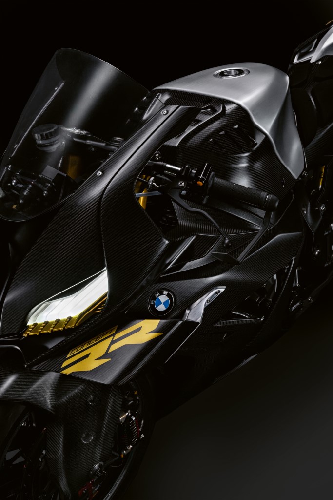 P90599022_highRes_bmw-motorrad-concept (Custom)