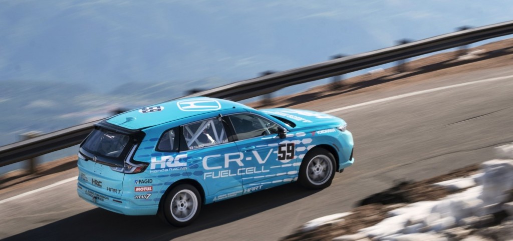 01 2025 Pikes Peak Honda CR-V Fuel Cell