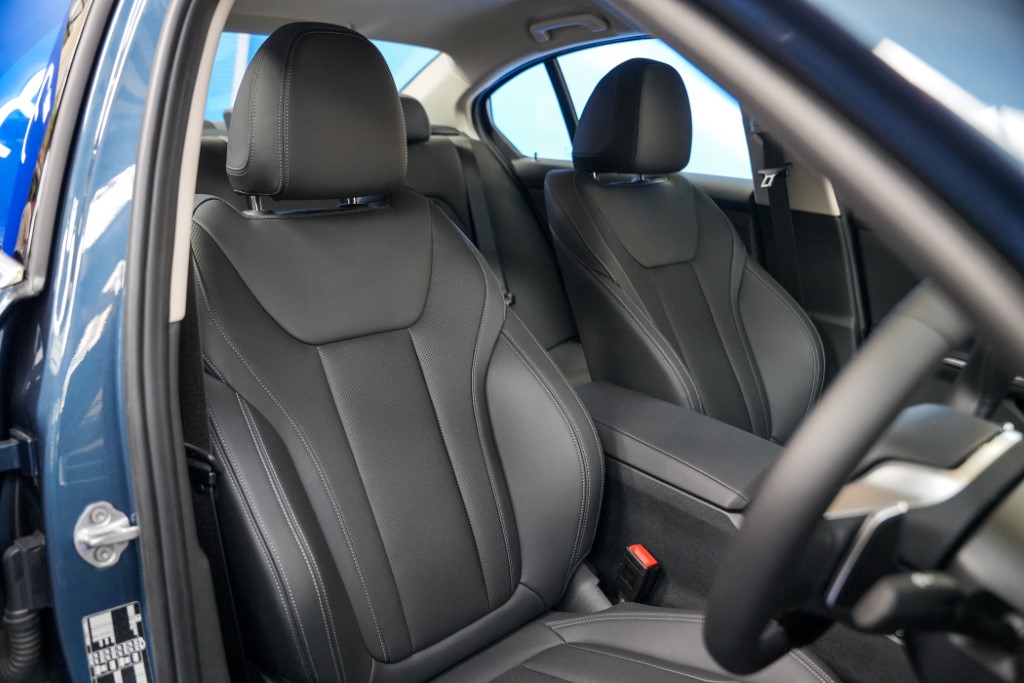 17. The New BMW 320i Sport (Custom)