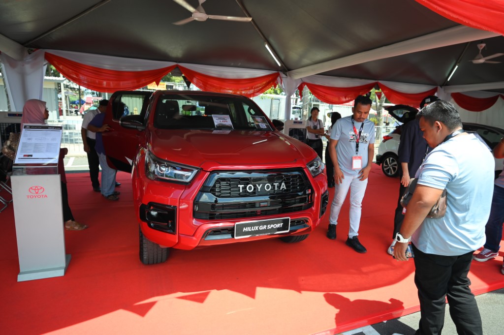 20250524B_Hilux00714 (Custom)