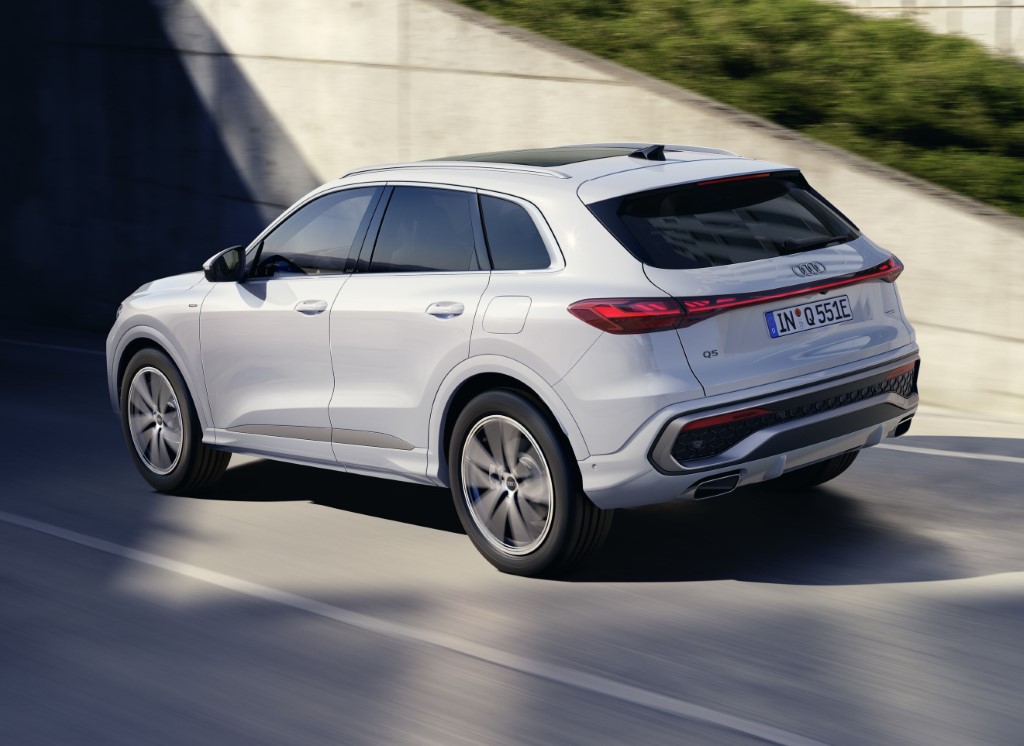 Audi Q5 SUV e-hybrid