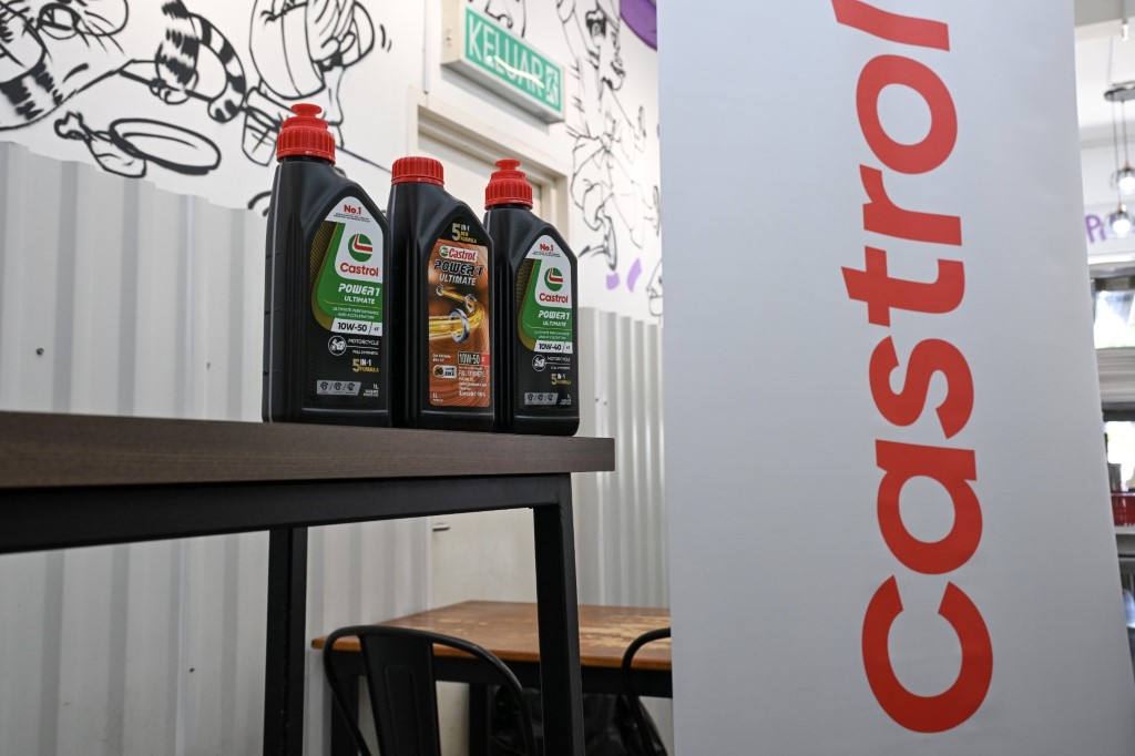 Castrol 6 (Custom)