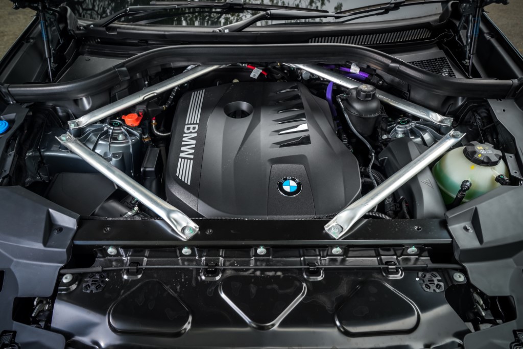 17. The New BMW X5 xDrive40i M Sport (Custom)