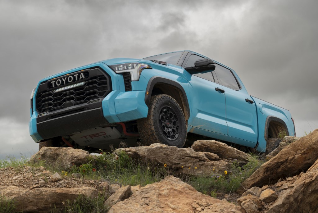 2026_Toyota_TRDPro_Tundra_WaveMaker_2 new09 (Custom)