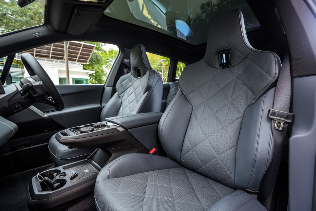 24. The New BMW iX xDrive60 M Sport Pro (Custom)