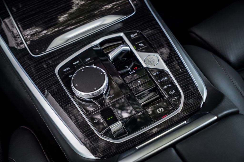 25. The New BMW X5 xDrive40i M Sport (Custom)