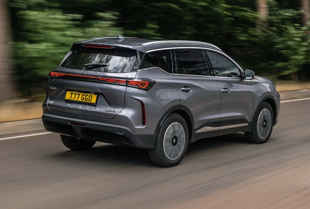 3. CHERY TIGGO 7 Super Hybrid_rear tracking new00 (Custom)