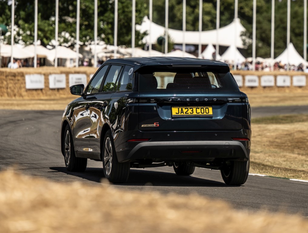 3. JAECOO 5 at Goodwood Fe yt678 (Custom)
