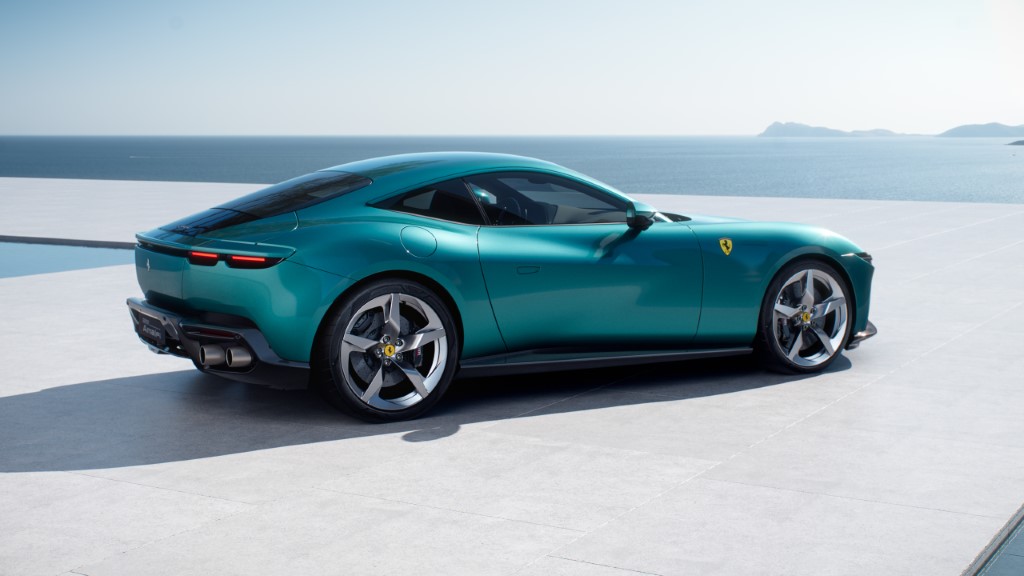 FerrariNew_green_16_9_HERO_5 (Custom)