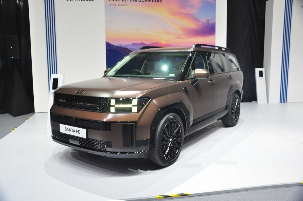 Hyundai Santa Fe 2.5T Calligraphy - 01