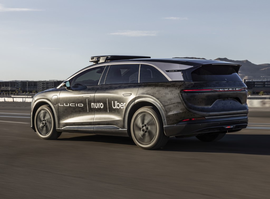 Nuro-Lucid-Uber Robotaxi_2 new09 (Custom)