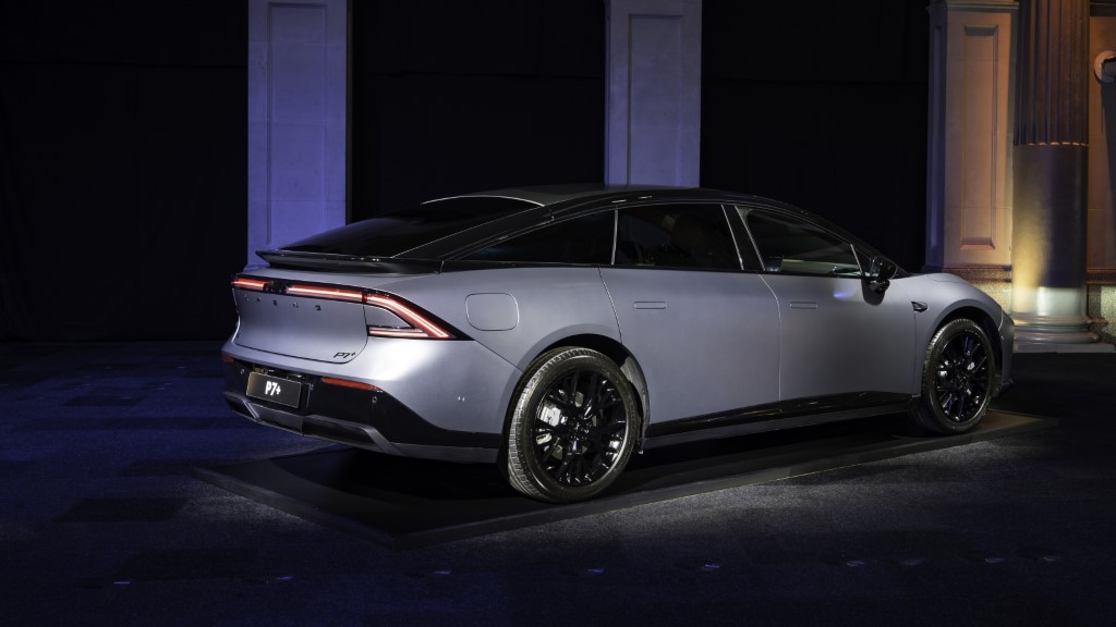 P7+_Rear (Custom)
