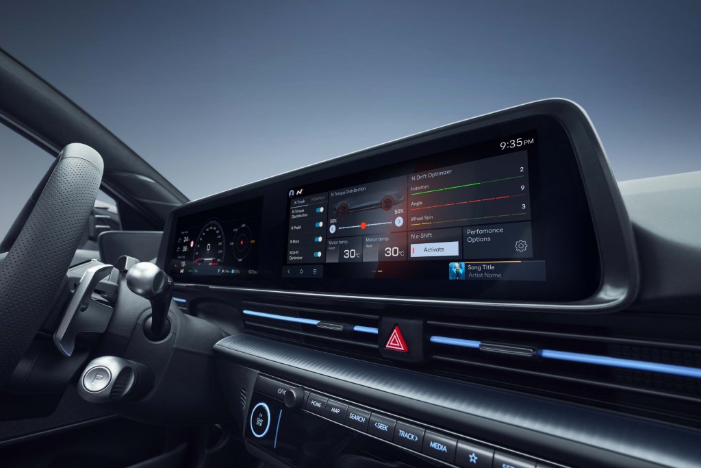 (Photo) IONIQ 6 N_Studio_Interior cluster (Custom)