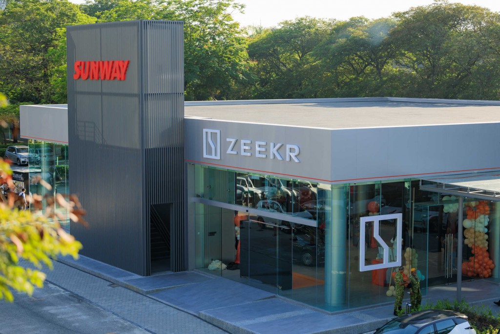 The exterior of the Zeekr Space Sunway City showroom situated along Persiaran Lagoon in Sunway City.