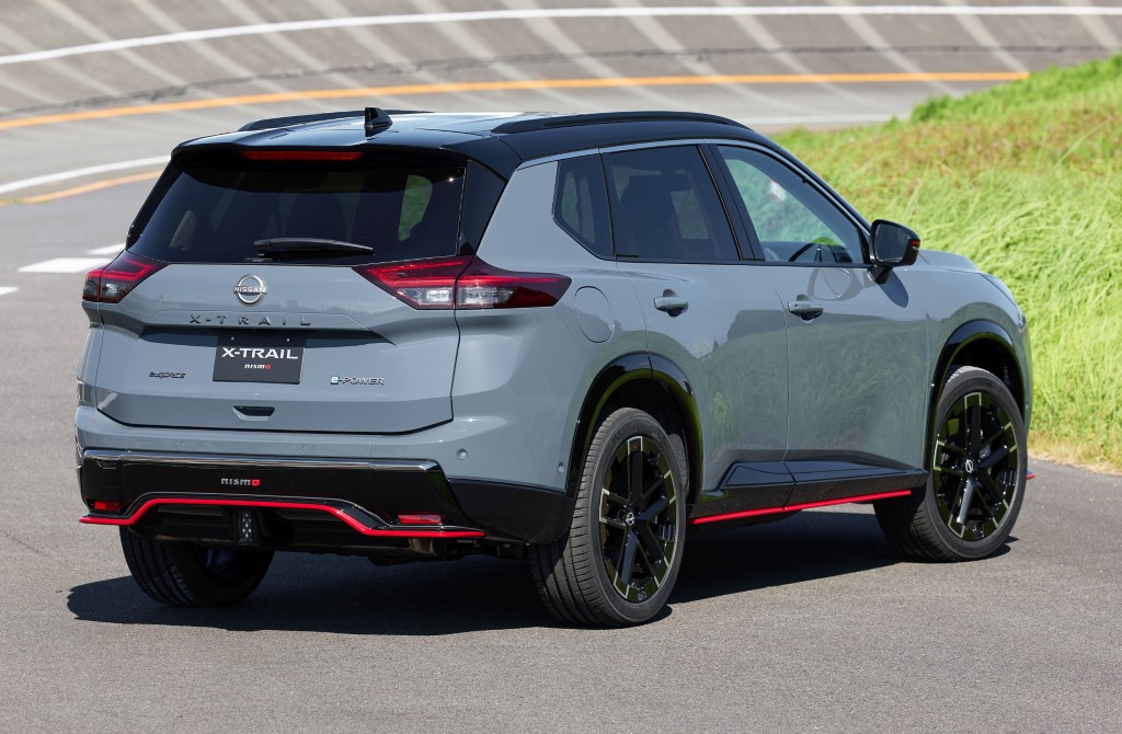 250821-01_X-Trail_NISMO_drive_110-source new09 (Custom)