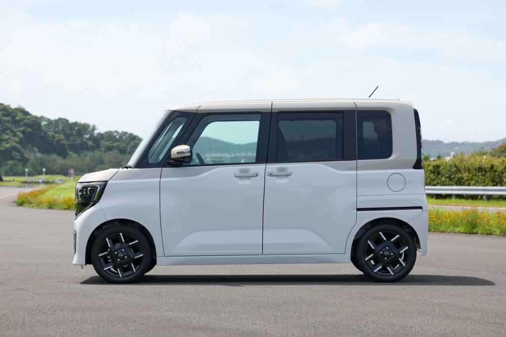 250822-01_grandrive_ROOX_016 (Custom)