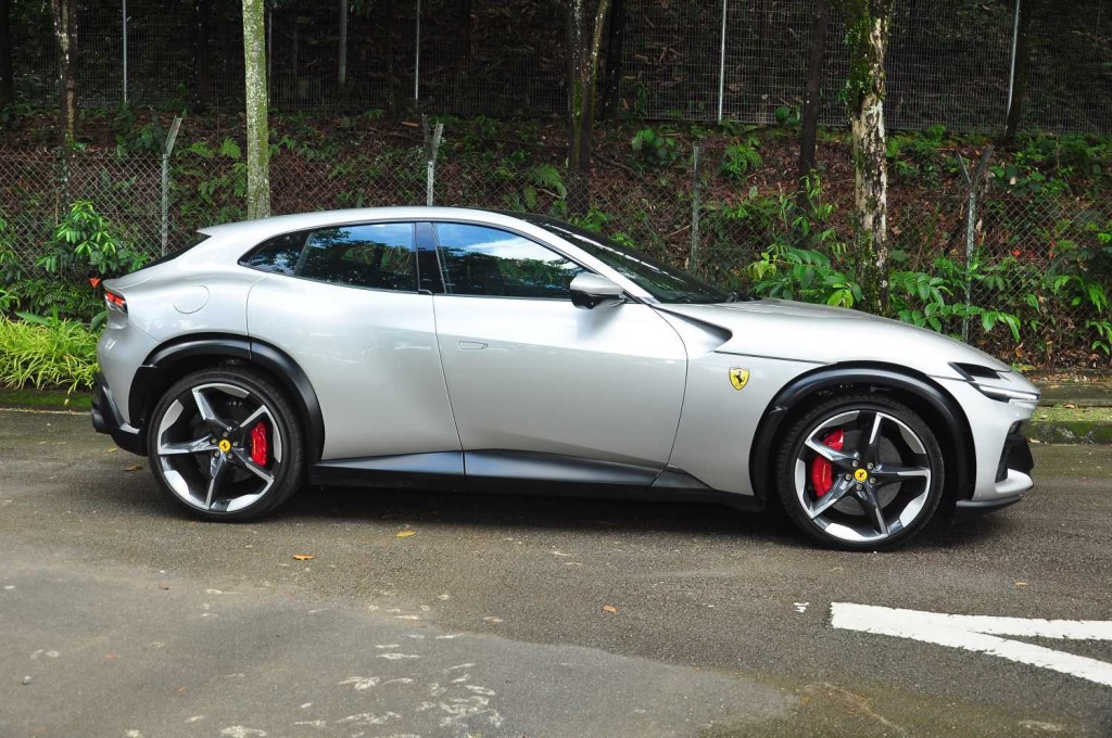 Ferrari Purosangue - 12