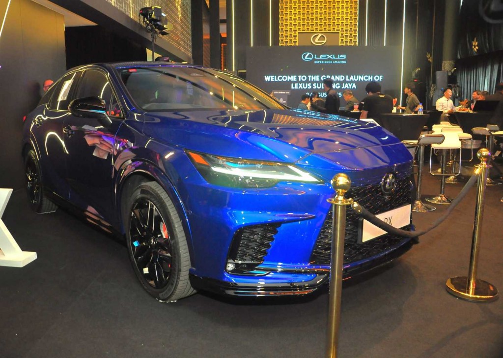 Lexus Subang Jaya opens - 30A