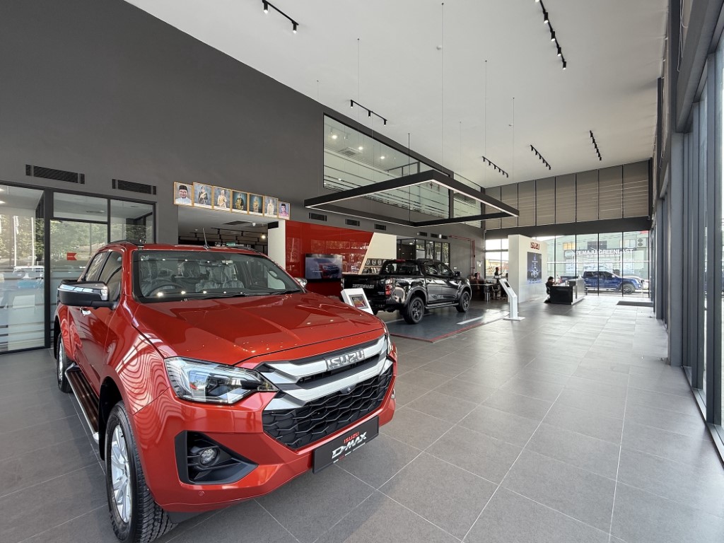 Modern showroom (Custom)