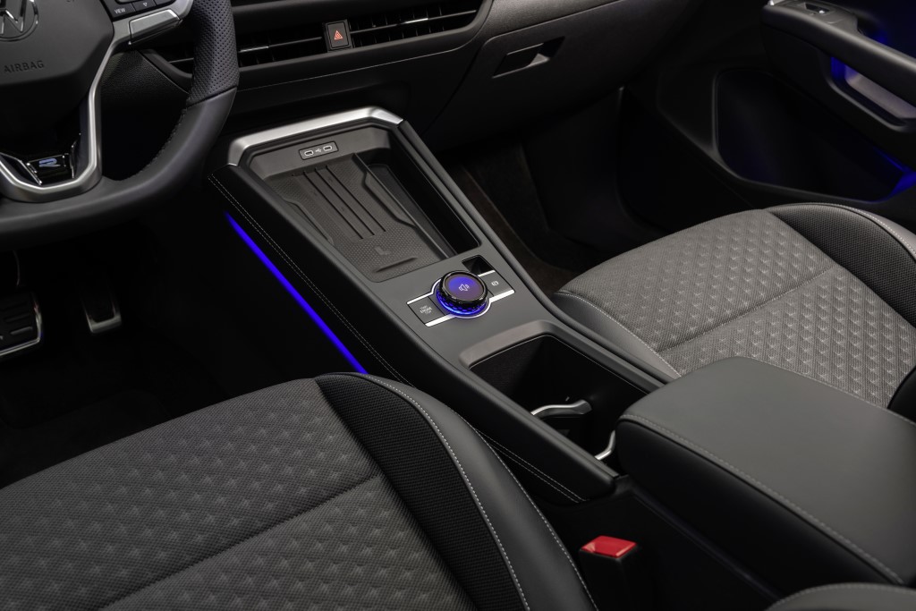 New Volkswagen T-Roc (13) (Custom)