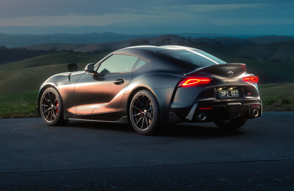 Toyota Pressroom - 2445ef6 new09 (Custom)