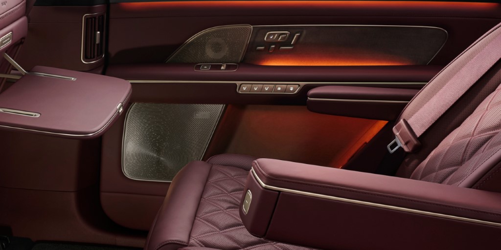 interior-carousel-P2-03-desktop (Custom)