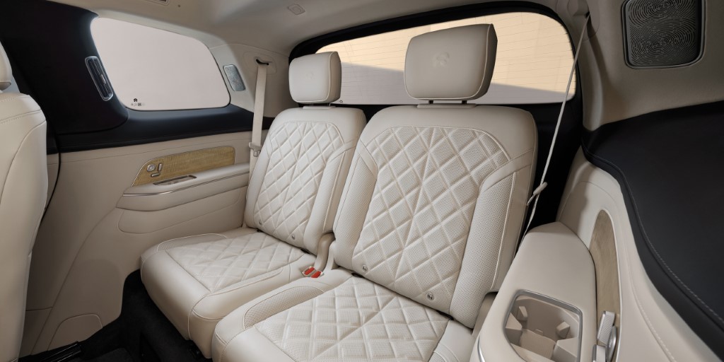 interior-carousel-P3-03-desktop (Custom)