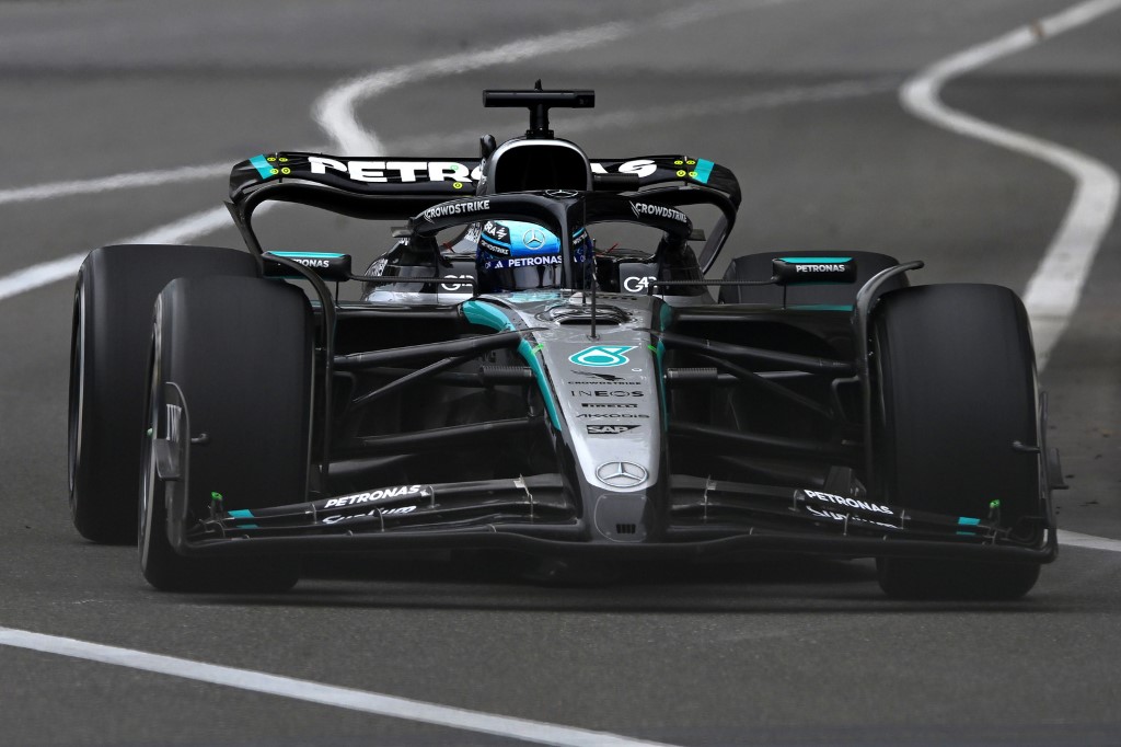 Das Mercedes-AMG PETRONAS F1 Team verwendet erstmals biobasierte Kohlefaserverbundwerkstoffe an den Hinterradabdeckungen des W16 Mercedes-AMG PETRONAS F1 Team debuts bio-based carbon fibre composite material on rear wheel shields of W16 race car