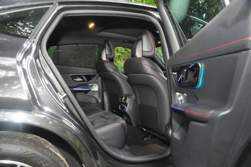 Mercedes-AMG GLC 43 4MATIC_ - 61