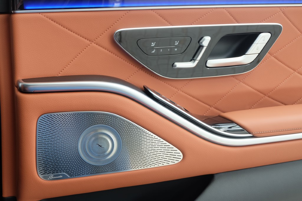 S 580 e (12) (Custom)