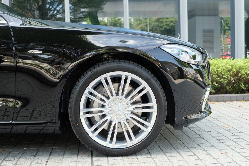 S 580 e (4) (Custom)