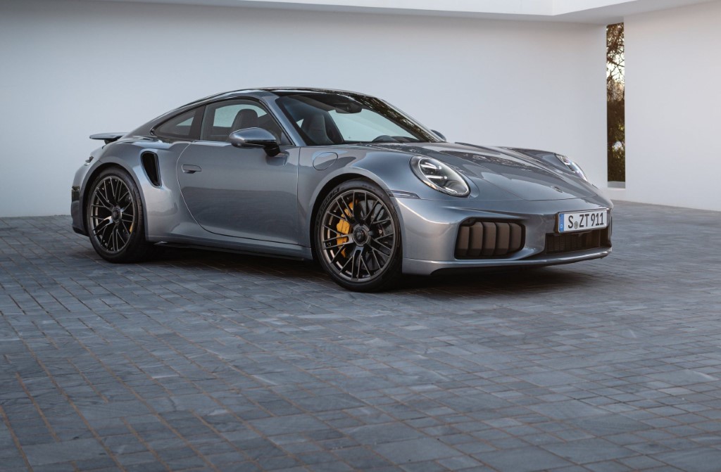 S25_0910_a3_rgb 098 (Custom)