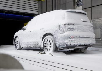 Der neue Mercedes-Benz GLB, Kältekammer Sindelfingen // The all-new Mercedes-Benz GLB, Cold chamber Sindelfingen